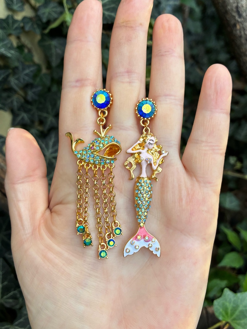 🐳🧜🏻‍♀️14k Gold Plated Whale Mermaid Drop Rhinestone Asymmetrical Earrings